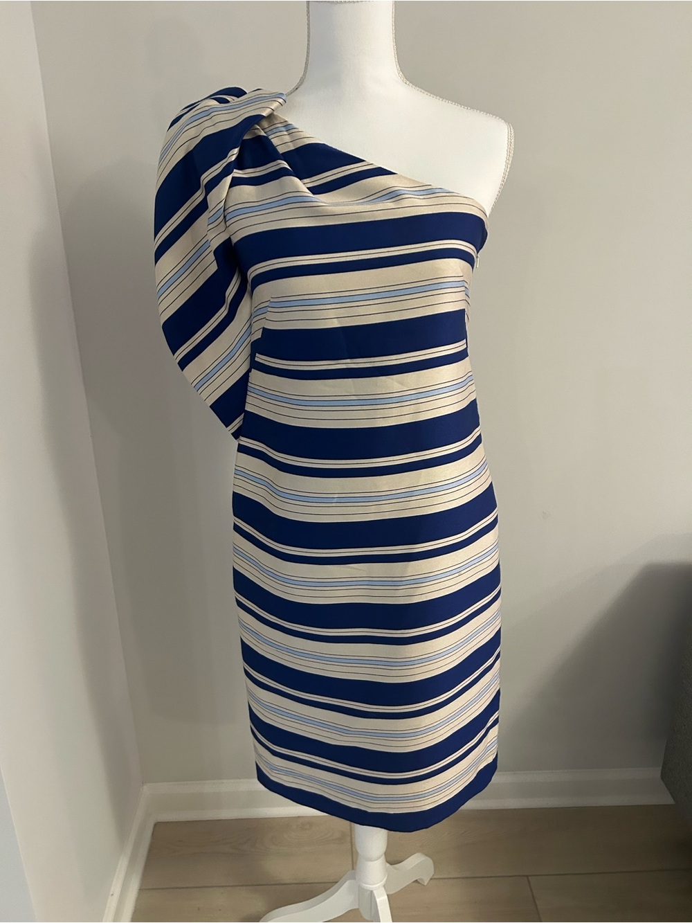 Banana Republic one shoulder dress stripped size 2